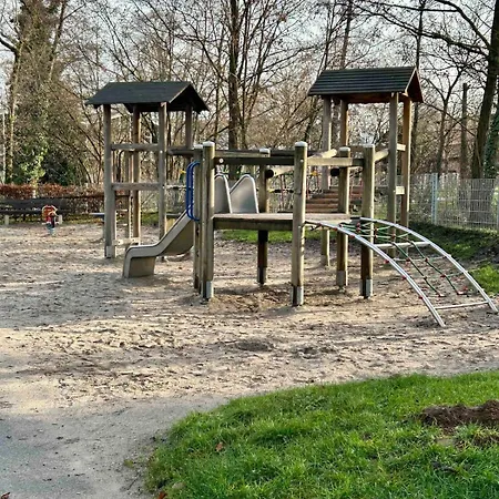 3d Smart Tv, Mit Babybett Und Arbeitsplatz Im Stadtzentrum Accommodatie bij particulieren Waiblingen (Stuttgart)