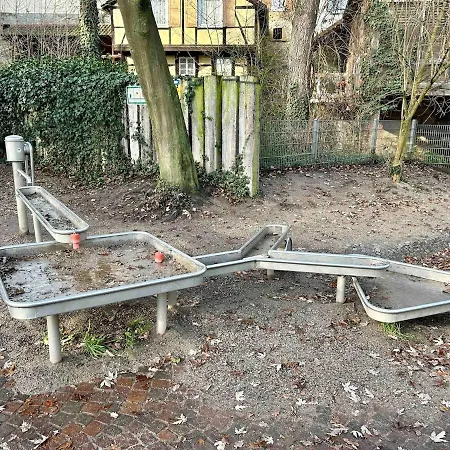 3d Smart Tv, Mit Babybett Und Arbeitsplatz Im Stadtzentrum Waiblingen (Stuttgart)