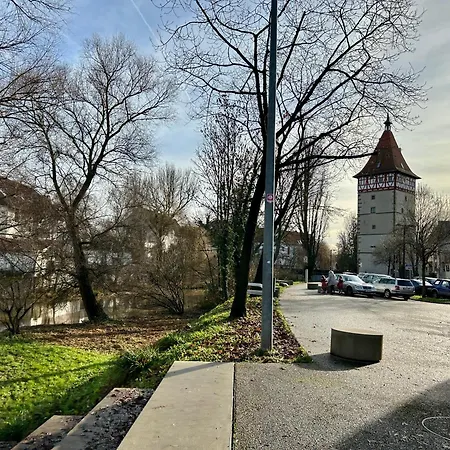 3d Smart Tv, Mit Babybett Und Arbeitsplatz Im Stadtzentrum * Waiblingen (Stuttgart)