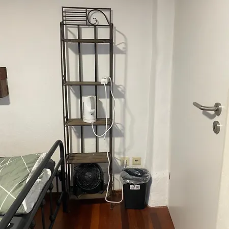 3d Smart Tv, Mit Babybett Und Arbeitsplatz Im Stadtzentrum Waiblingen